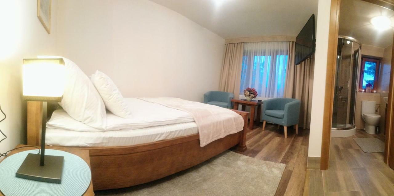Pokoje W Centrum "Cicha" ザコパネ エクステリア 写真
